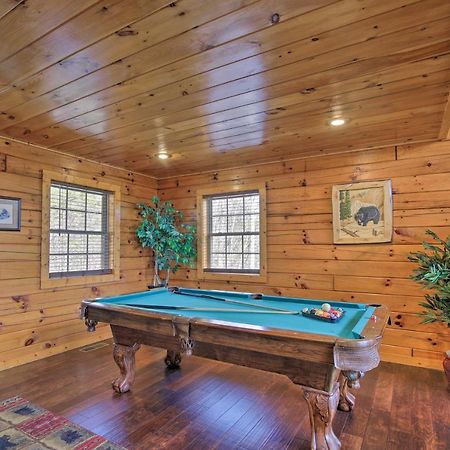 Gatlinburg Cabin With Pool Table And Hot Tub! Bagian luar foto
