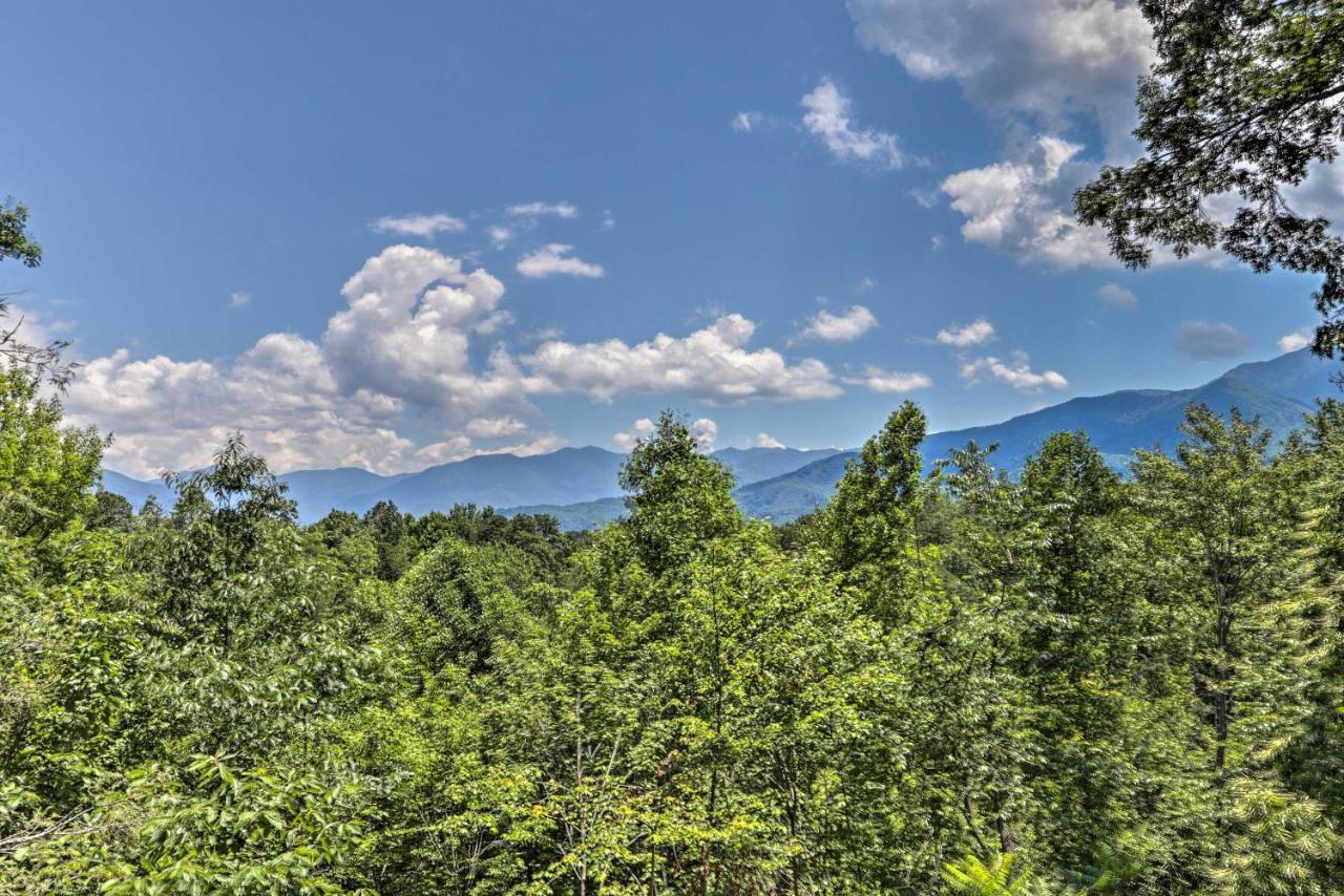 Gatlinburg Cabin With Pool Table And Hot Tub! Bagian luar foto