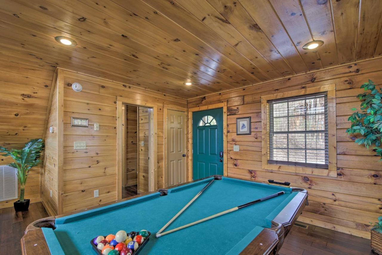Gatlinburg Cabin With Pool Table And Hot Tub! Bagian luar foto