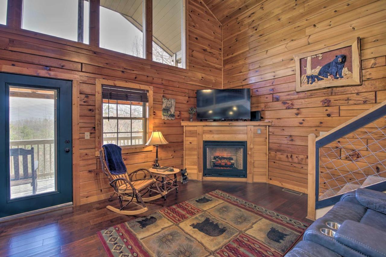 Gatlinburg Cabin With Pool Table And Hot Tub! Bagian luar foto