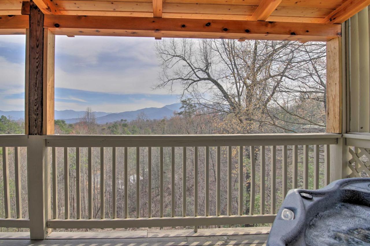 Gatlinburg Cabin With Pool Table And Hot Tub! Bagian luar foto